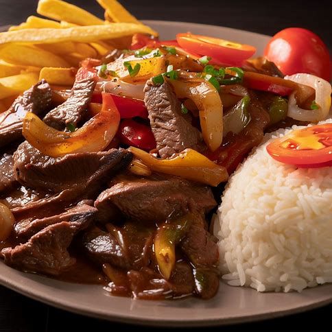 🇵🇪 Lomo Saltado: A Flavorful Peruvian Stir-Fry 🥩🌶️